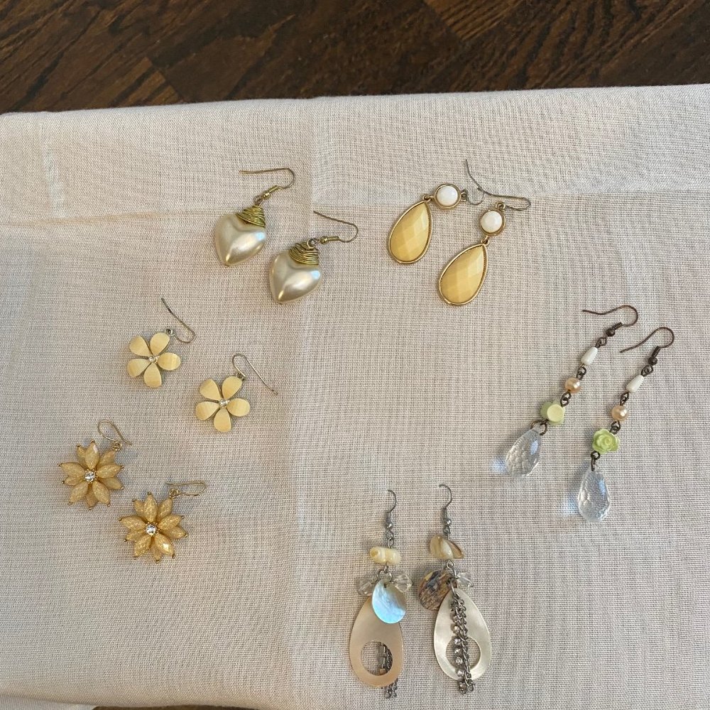 Lot of 6 Beautiful Drop HookEarrings